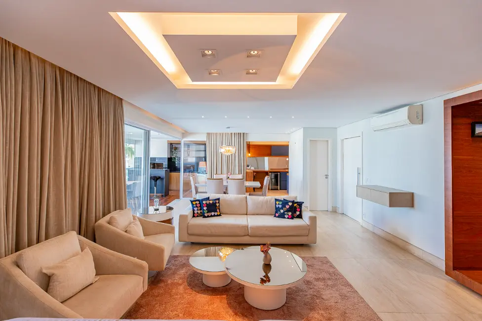 Apartamento com 3 quartos à venda, 194m2 em Campo Belo, São Paulo - SP - imagem 1 Foto 1 de Apartamento com 3 quartos à venda, 194m2 em Campo Belo, São Paulo - SP