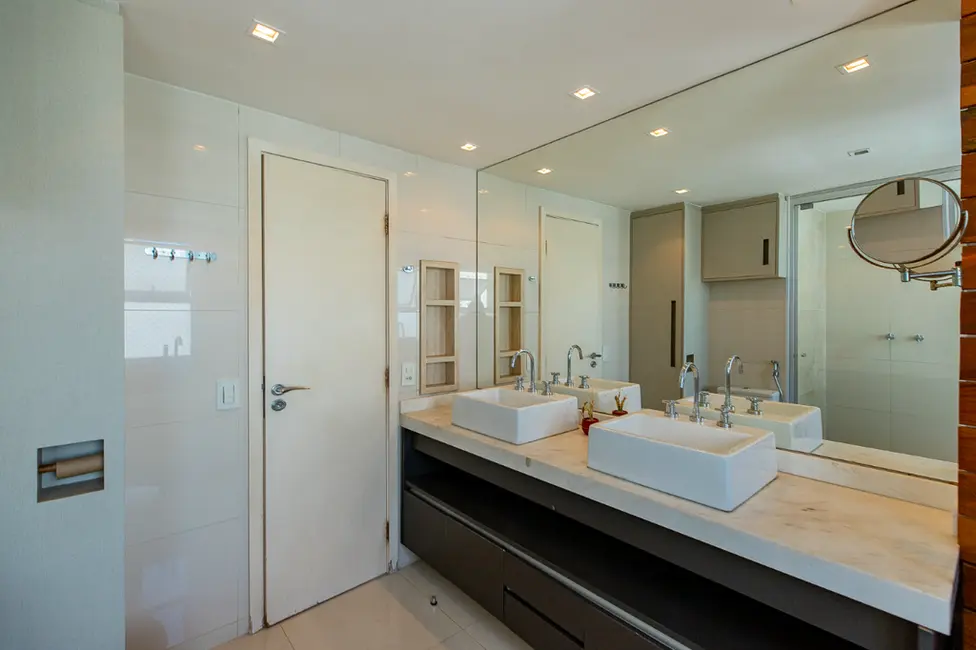 Apartamento com 3 quartos à venda, 194m2 em Campo Belo, São Paulo - SP - imagem 9 Foto 9 de Apartamento com 3 quartos à venda, 194m2 em Campo Belo, São Paulo - SP