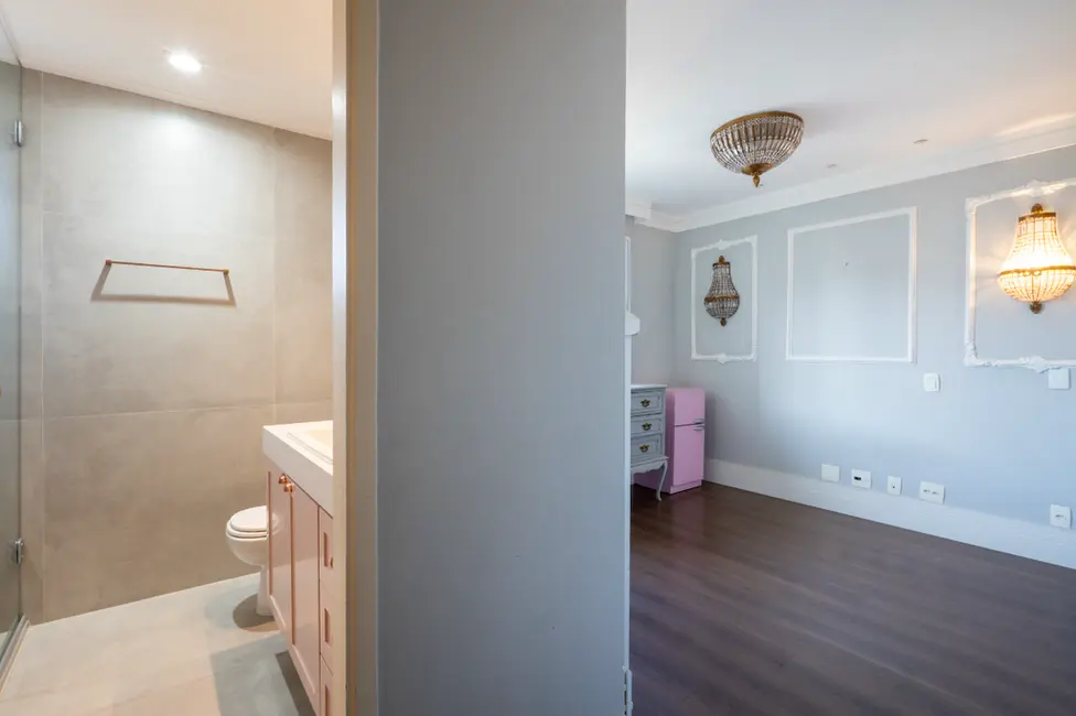 Apartamento com 3 quartos à venda, 155m2 em Campo Belo, São Paulo - SP - imagem 2 Foto 2 de Apartamento com 3 quartos à venda, 155m2 em Campo Belo, São Paulo - SP