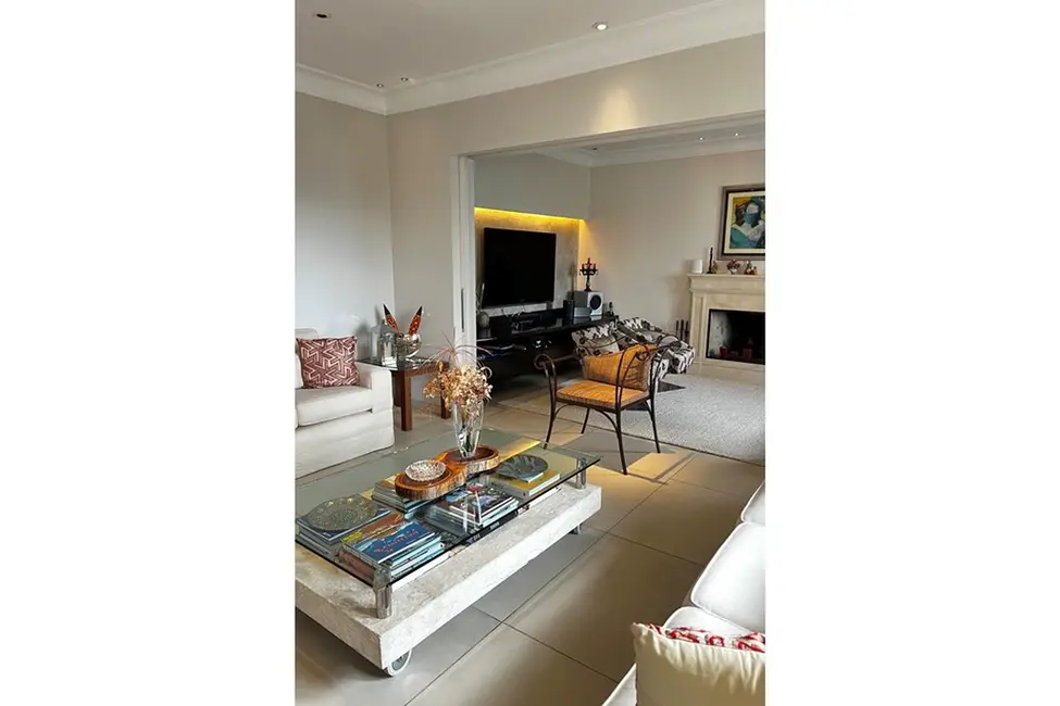 Apartamento com 4 quartos à venda, 313m2 em Moema, São Paulo - SP - imagem 9 Foto 9 de Apartamento com 4 quartos à venda, 313m2 em Moema, São Paulo - SP