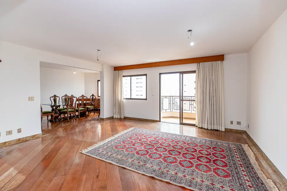 Apartamento com 4 quartos à venda, 193m2 em Moema, São Paulo - SP - imagem 1 Foto 1 de Apartamento com 4 quartos à venda, 193m2 em Moema, São Paulo - SP