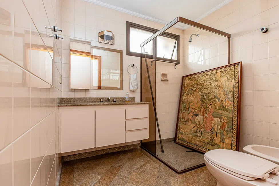 Apartamento com 4 quartos à venda, 193m2 em Moema, São Paulo - SP - imagem 8 Foto 8 de Apartamento com 4 quartos à venda, 193m2 em Moema, São Paulo - SP