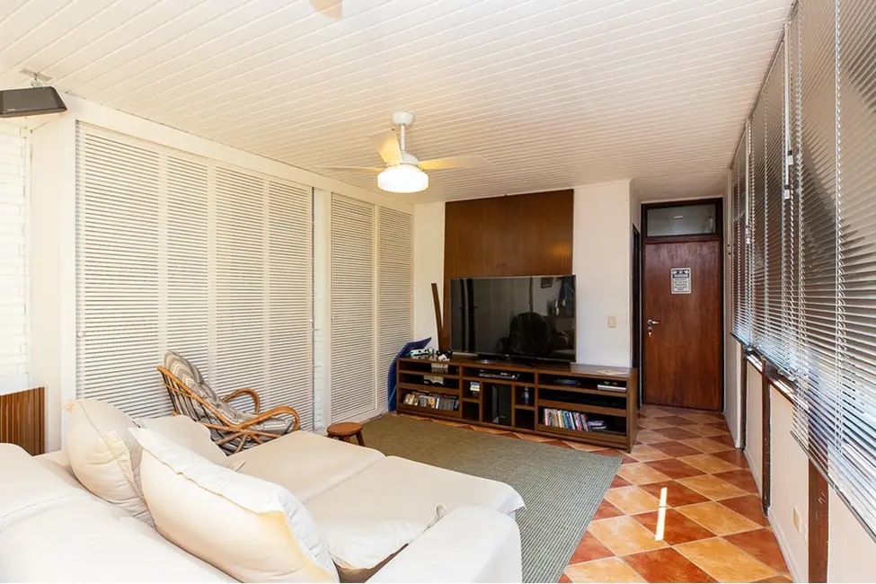 Casa com 4 quartos à venda, 351m2 em Alto de Pinheiros, São Paulo - SP - imagem 6 Foto 6 de Casa com 4 quartos à venda, 351m2 em Alto de Pinheiros, São Paulo - SP