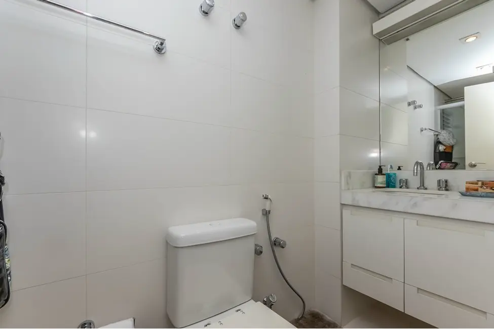 Foto 3 de Apartamento com 2 quartos à venda, 121m2 em Cerqueira César, São Paulo - SP