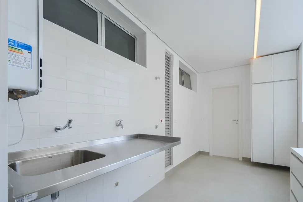 Foto 6 de Apartamento com 3 quartos à venda, 187m2 em Cerqueira César, São Paulo - SP