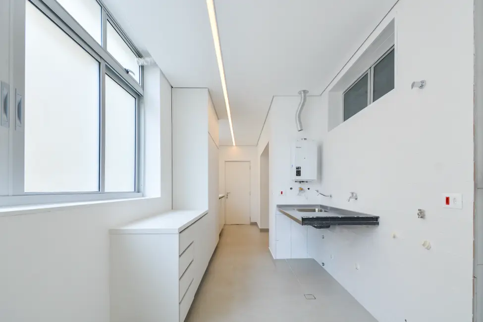 Foto 4 de Apartamento com 3 quartos à venda, 187m2 em Cerqueira César, São Paulo - SP