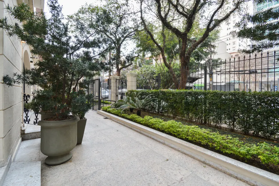 Foto 2 de Apartamento com 3 quartos à venda, 187m2 em Cerqueira César, São Paulo - SP