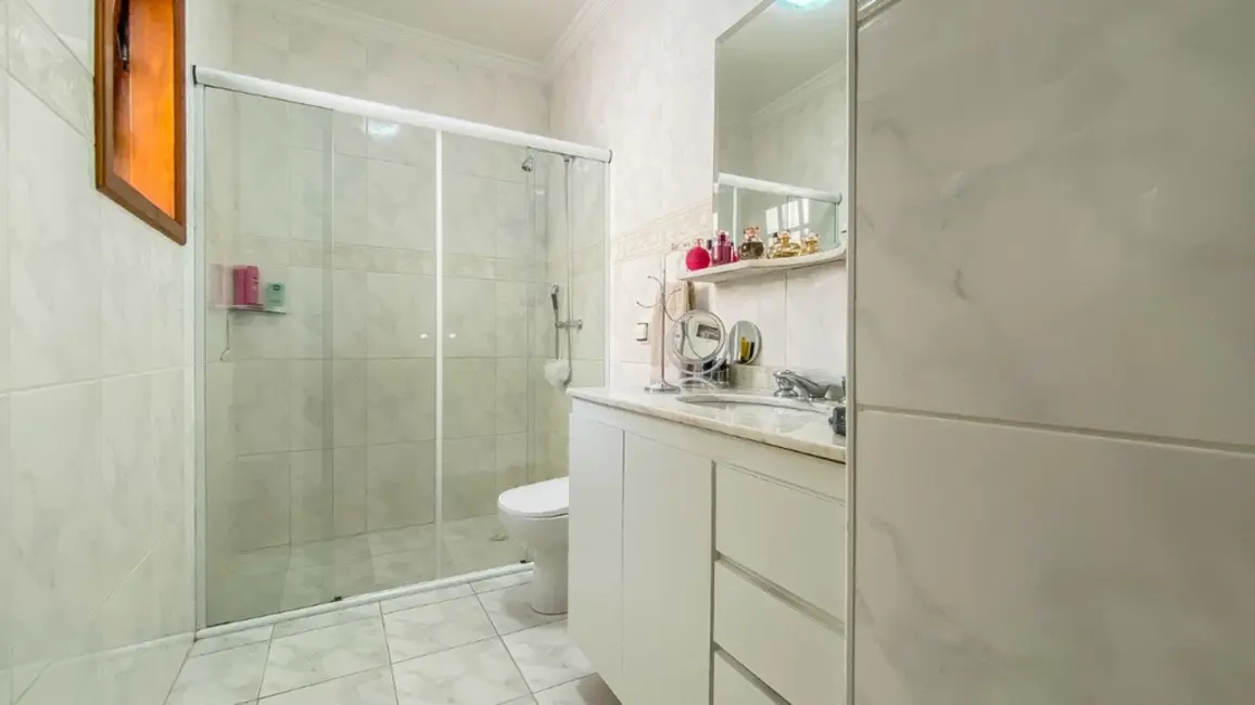 Foto 7 de Casa com 5 quartos à venda, 275m2 em Cambuci, São Paulo - SP