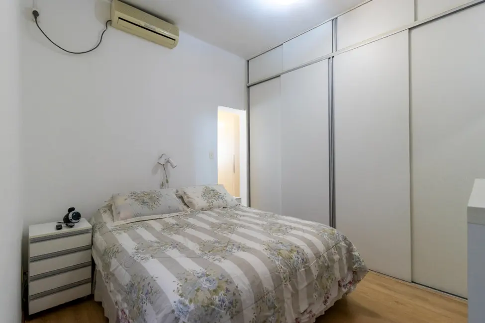 Casa com 4 quartos à venda, 150m2 em Cambuci, São Paulo - SP - imagem 9 Foto 9 de Casa com 4 quartos à venda, 150m2 em Cambuci, São Paulo - SP