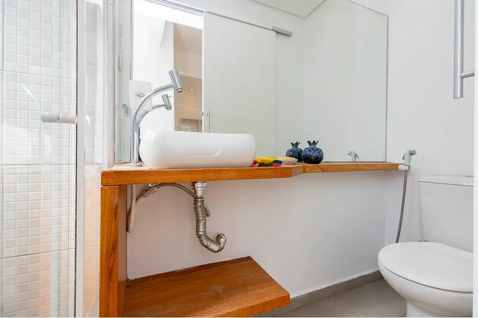 Apartamento com 3 quartos à venda, 142m2 em Aclimação, São Paulo - SP - imagem 3 Foto 3 de Apartamento com 3 quartos à venda, 142m2 em Aclimação, São Paulo - SP