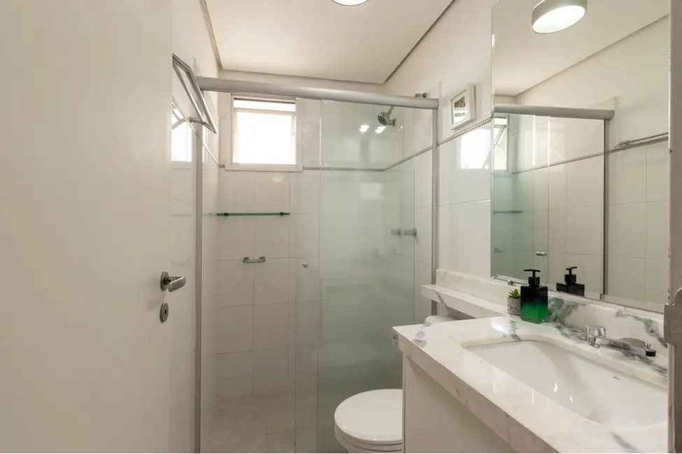 Apartamento com 2 quartos à venda, 65m2 em Aclimação, São Paulo - SP - imagem 3 Foto 3 de Apartamento com 2 quartos à venda, 65m2 em Aclimação, São Paulo - SP