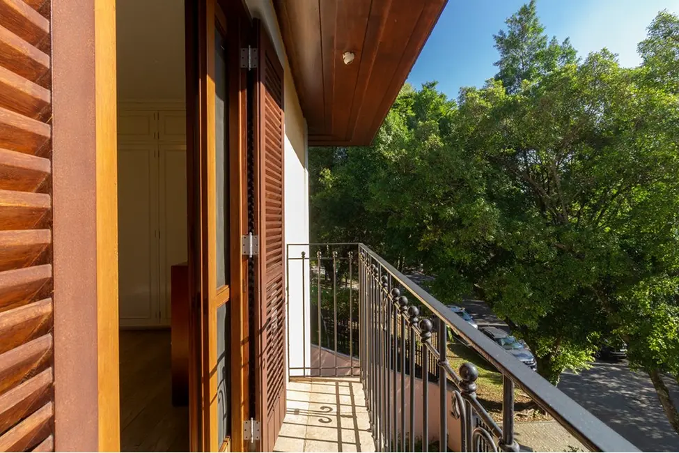 Casa com 3 quartos à venda, 310m2 em Alto da Lapa, São Paulo - SP - imagem 2 Foto 2 de Casa com 3 quartos à venda, 310m2 em Alto da Lapa, São Paulo - SP