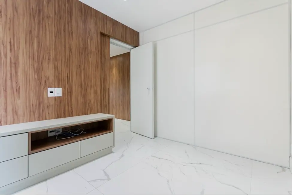 Apartamento com 4 quartos à venda, 195m2 em Campo Belo, São Paulo - SP - imagem 9 Foto 9 de Apartamento com 4 quartos à venda, 195m2 em Campo Belo, São Paulo - SP