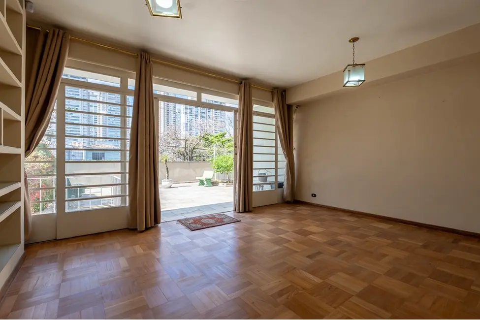 Foto 7 de Casa com 4 quartos à venda, 450m2 em Campo Belo, São Paulo - SP