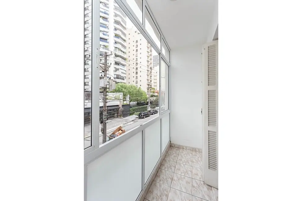 Apartamento com 3 quartos à venda, 146m2 em Higienópolis, São Paulo - SP - imagem 2 Foto 2 de Apartamento com 3 quartos à venda, 146m2 em Higienópolis, São Paulo - SP