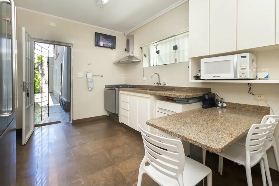 Foto 2 de Casa com 4 quartos à venda, 300m2 em Jardim Paulistano, São Paulo - SP