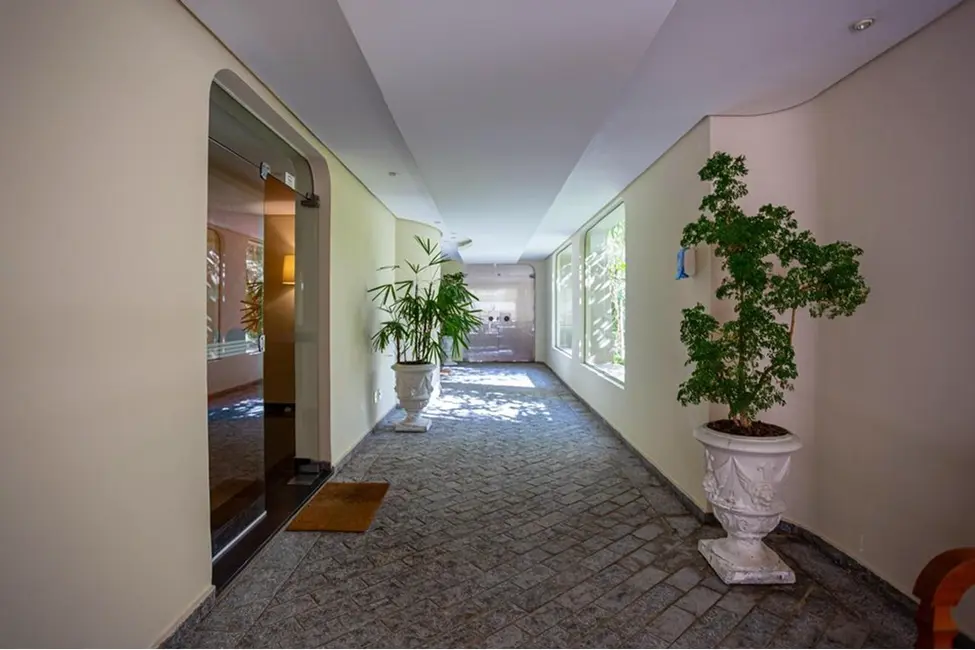 Apartamento com 2 quartos à venda, 95m2 em Moema, São Paulo - SP - imagem 4 Foto 4 de Apartamento com 2 quartos à venda, 95m2 em Moema, São Paulo - SP