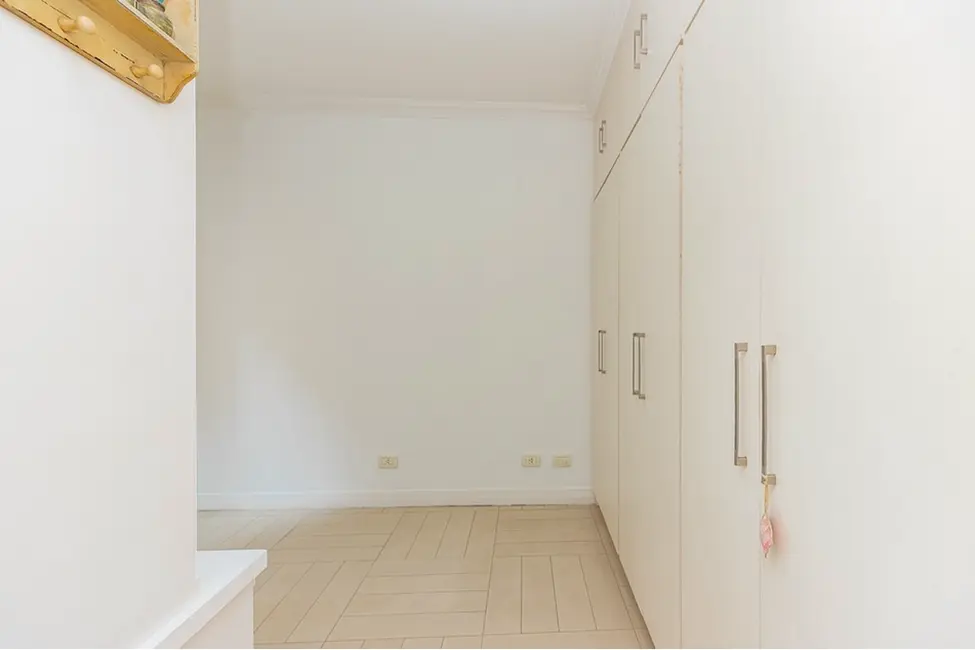 Apartamento com 4 quartos à venda, 155m2 em Moema, São Paulo - SP - imagem 8 Foto 8 de Apartamento com 4 quartos à venda, 155m2 em Moema, São Paulo - SP