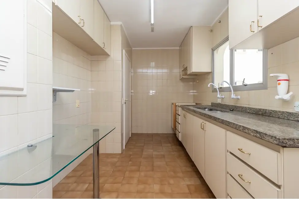 Apartamento com 3 quartos à venda, 95m2 em Moema, São Paulo - SP - imagem 3 Foto 3 de Apartamento com 3 quartos à venda, 95m2 em Moema, São Paulo - SP