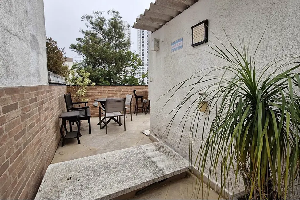 Foto 9 de Casa de Condomínio com 2 quartos à venda, 134m2 em Real Parque, São Paulo - SP