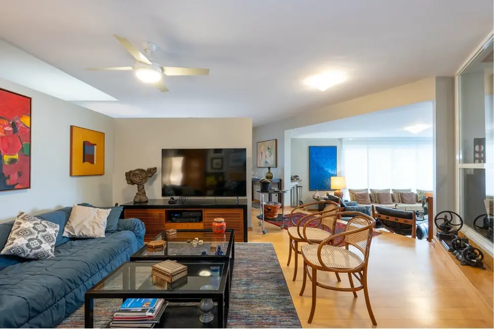 Foto 8 de Apartamento com 4 quartos à venda, 230m2 em Real Parque, São Paulo - SP