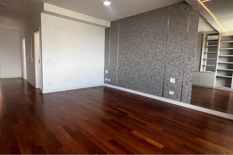 Foto 4 de Apartamento com 3 quartos à venda, 252m2 em Real Parque, São Paulo - SP