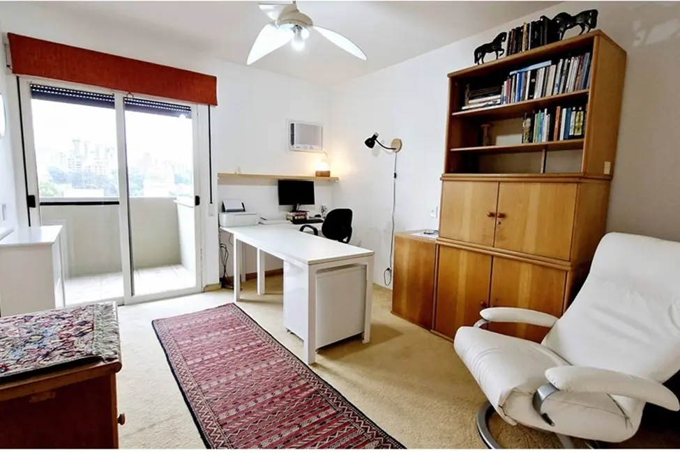 Foto 7 de Apartamento com 3 quartos à venda, 201m2 em Real Parque, São Paulo - SP