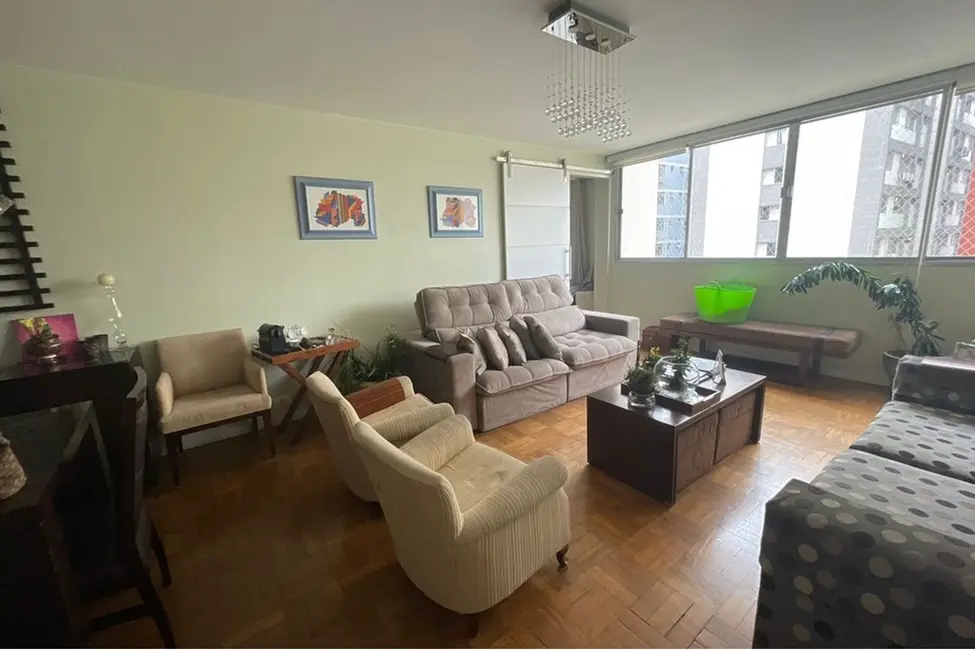 Apartamento com 3 quartos à venda, 137m2 em Itaim Bibi, São Paulo - SP - imagem 2 Foto 2 de Apartamento com 3 quartos à venda, 137m2 em Itaim Bibi, São Paulo - SP