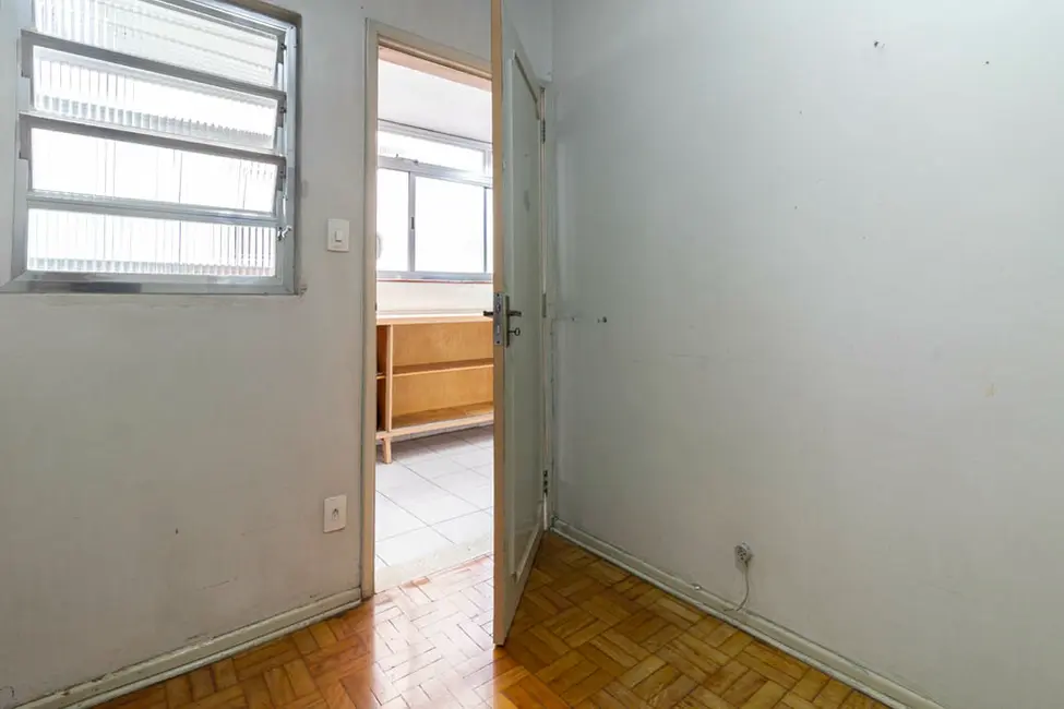 Apartamento com 3 quartos à venda, 220m2 em Higienópolis, São Paulo - SP - imagem 4 Foto 4 de Apartamento com 3 quartos à venda, 220m2 em Higienópolis, São Paulo - SP