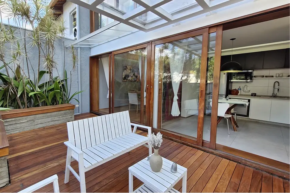 Casa com 3 quartos à venda, 315m2 em Jardim Prudência, São Paulo - SP - imagem 5 Foto 5 de Casa com 3 quartos à venda, 315m2 em Jardim Prudência, São Paulo - SP