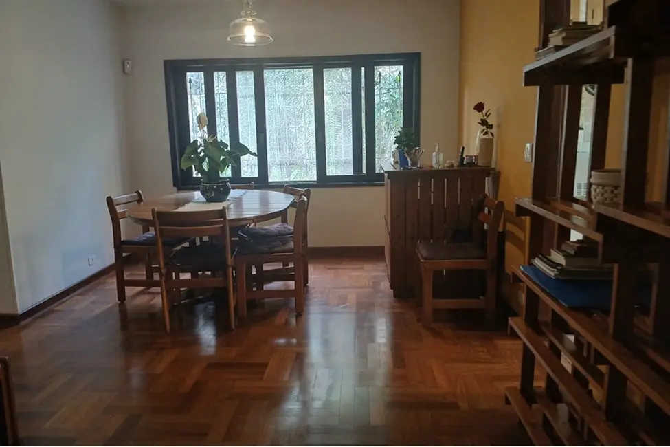 Casa com 3 quartos à venda, 257m2 em Jardim Prudência, São Paulo - SP - imagem 4 Foto 4 de Casa com 3 quartos à venda, 257m2 em Jardim Prudência, São Paulo - SP