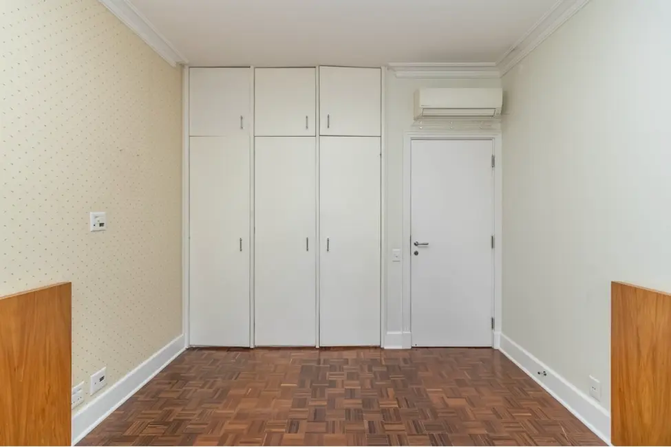 Foto 8 de Apartamento com 3 quartos à venda, 213m2 em Cerqueira César, São Paulo - SP