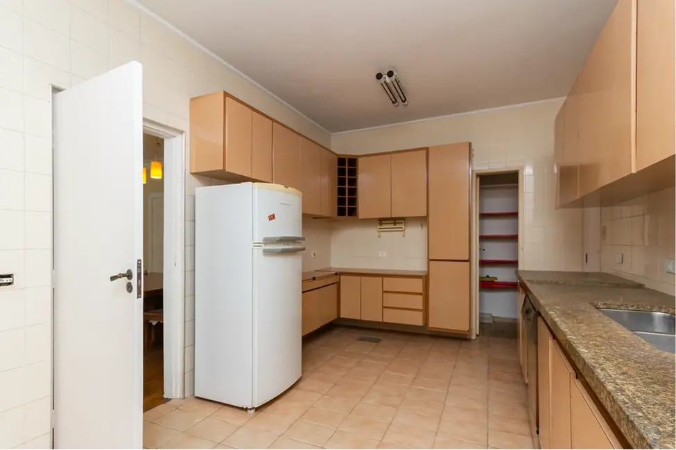 Foto 6 de Apartamento com 3 quartos à venda, 156m2 em Cerqueira César, São Paulo - SP