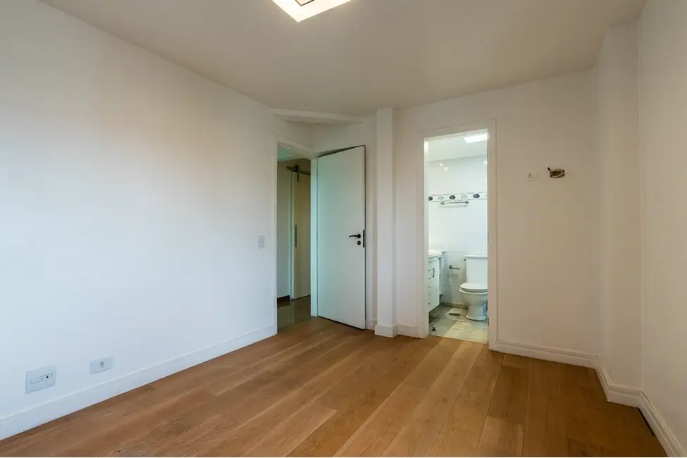 Apartamento com 3 quartos à venda, 170m2 em Indianópolis, São Paulo - SP - imagem 8 Foto 8 de Apartamento com 3 quartos à venda, 170m2 em Indianópolis, São Paulo - SP