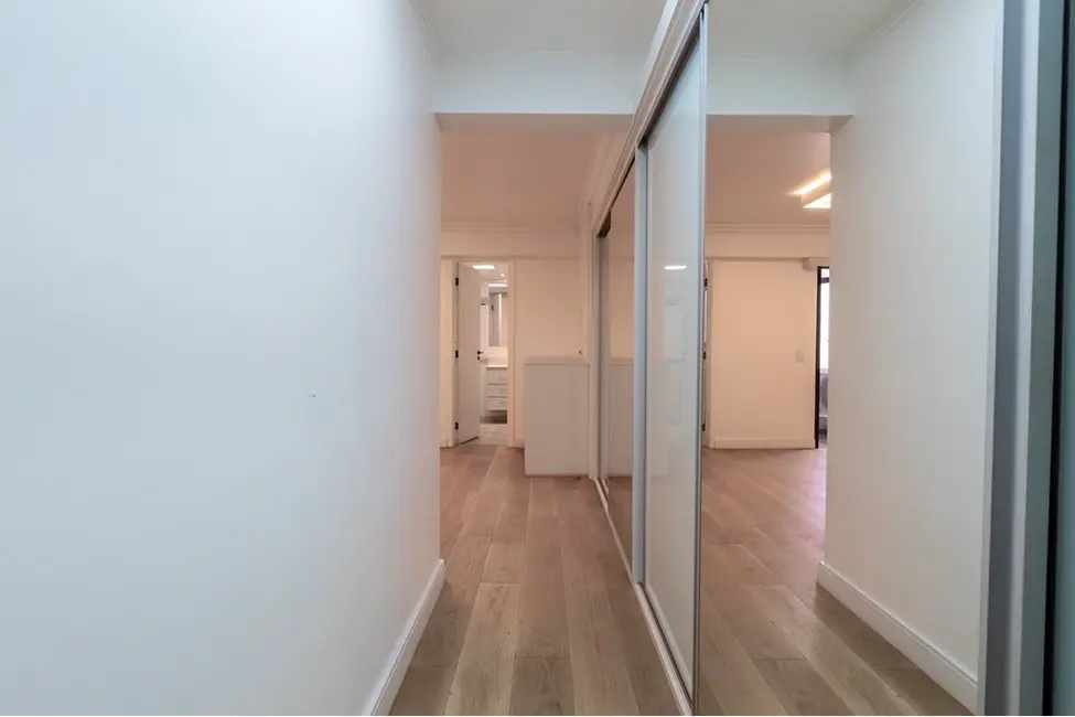 Apartamento com 3 quartos à venda, 170m2 em Indianópolis, São Paulo - SP - imagem 9 Foto 9 de Apartamento com 3 quartos à venda, 170m2 em Indianópolis, São Paulo - SP