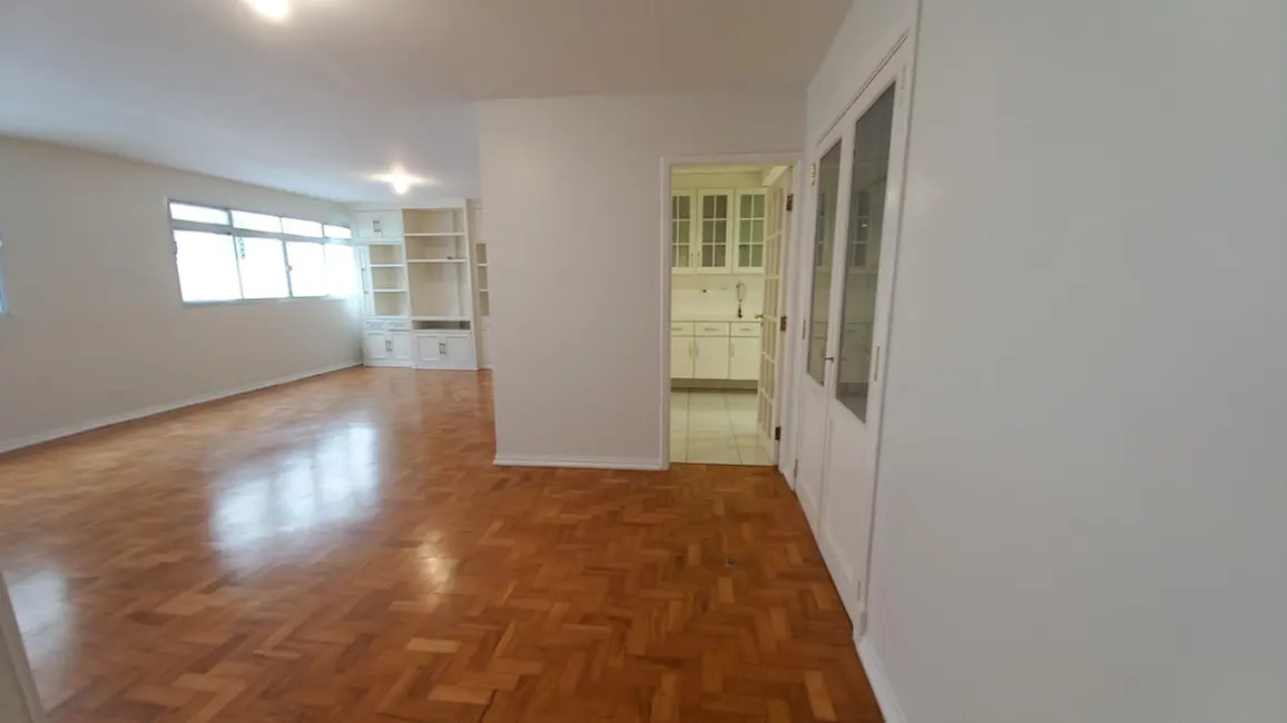 Foto 7 de Apartamento com 3 quartos à venda, 154m2 em Itaim Bibi, São Paulo - SP
