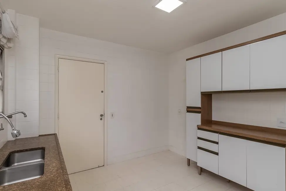 Foto 6 de Apartamento com 3 quartos à venda, 92m2 em Itaim Bibi, São Paulo - SP