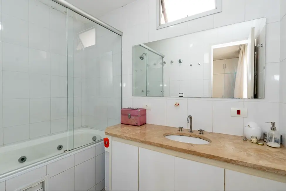 Foto 4 de Apartamento com 3 quartos à venda, 137m2 em Itaim Bibi, São Paulo - SP