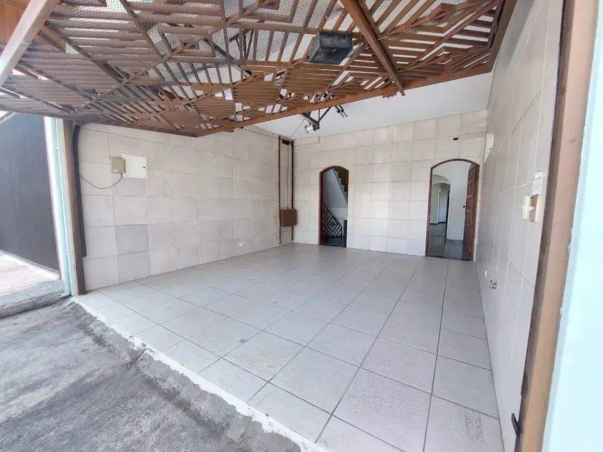 Foto 2 de Casa com 2 quartos à venda, 196m2 em Vila Guarani (Z Sul), São Paulo - SP