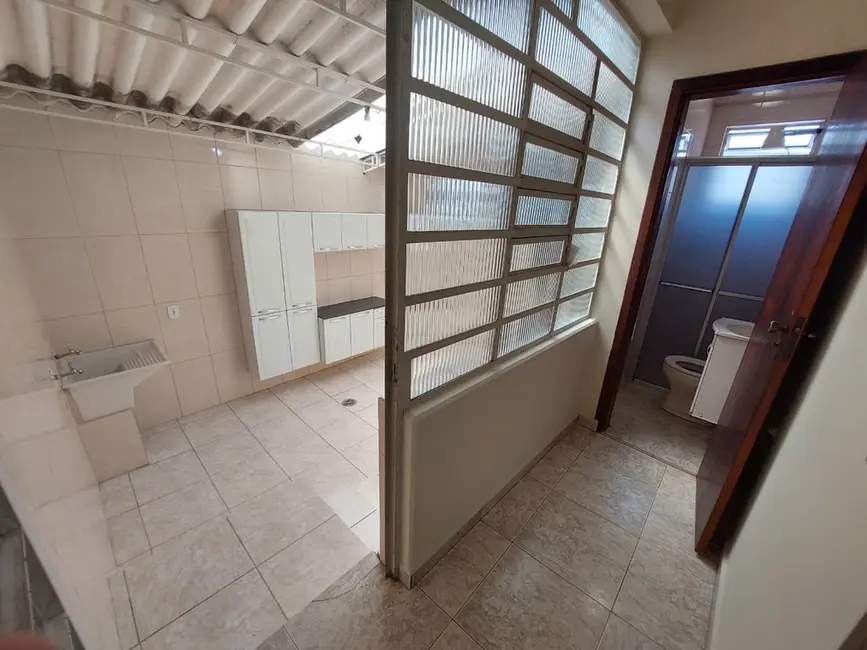 Foto 9 de Casa com 2 quartos à venda, 196m2 em Vila Guarani (Z Sul), São Paulo - SP