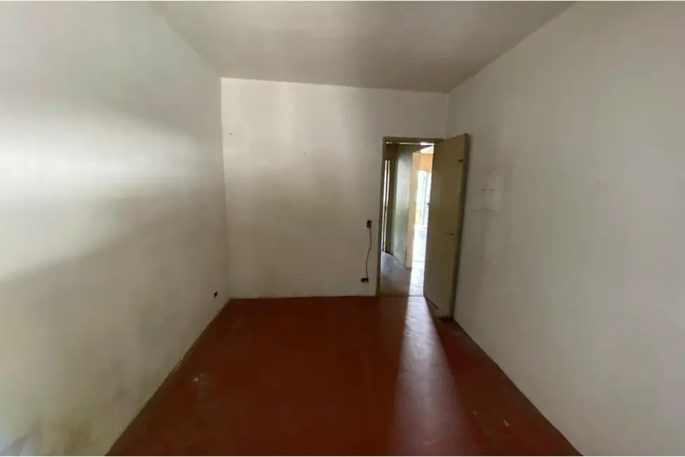 Foto 4 de Casa com 4 quartos à venda, 246m2 em Jardim Maria Rosa, Taboao Da Serra - SP