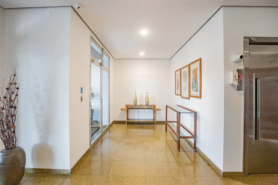 Apartamento com 4 quartos à venda, 220m2 em Campo Belo, São Paulo - SP - imagem 6 Foto 6 de Apartamento com 4 quartos à venda, 220m2 em Campo Belo, São Paulo - SP