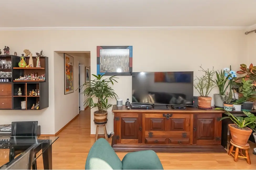 Apartamento com 3 quartos à venda, 84m2 em Aclimação, São Paulo - SP - imagem 2 Foto 2 de Apartamento com 3 quartos à venda, 84m2 em Aclimação, São Paulo - SP