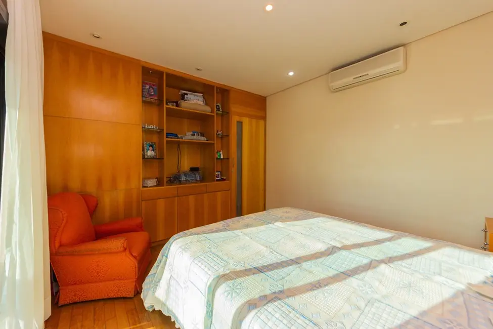 Foto 3 de Apartamento com 4 quartos à venda, 242m2 em Campo Belo, São Paulo - SP