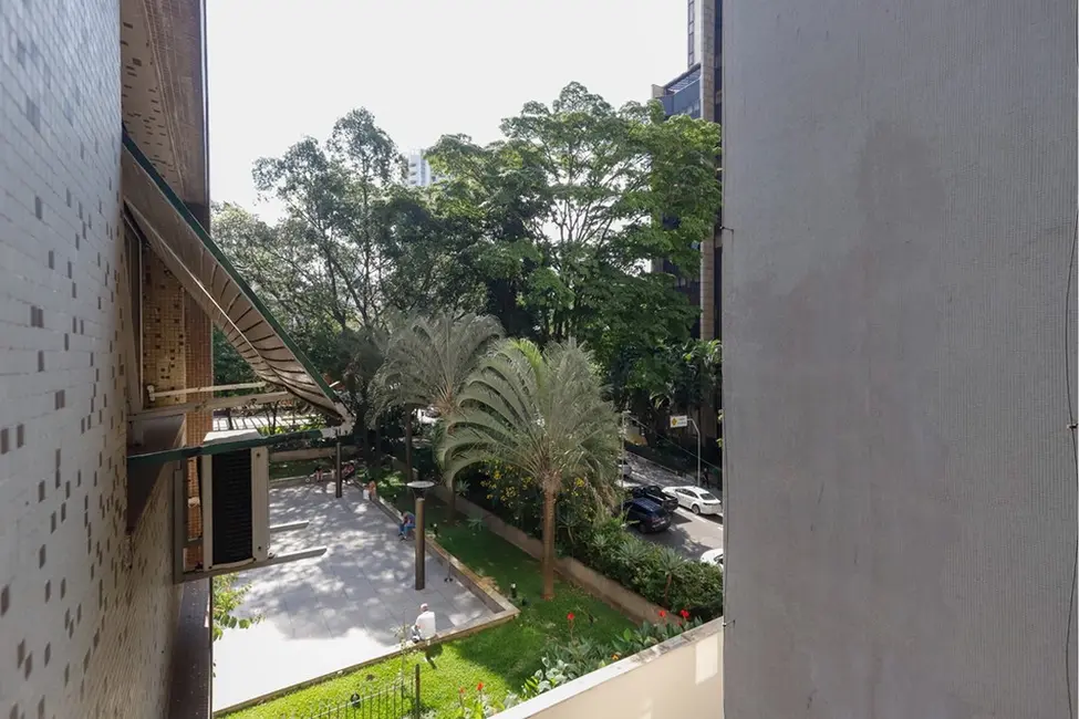 Foto 8 de Apartamento com 3 quartos à venda, 192m2 em Cerqueira César, São Paulo - SP