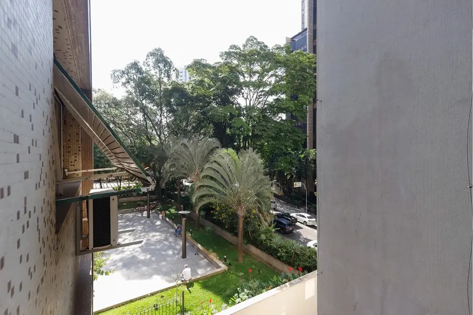 Foto 5 de Apartamento com 3 quartos à venda, 192m2 em Cerqueira César, São Paulo - SP
