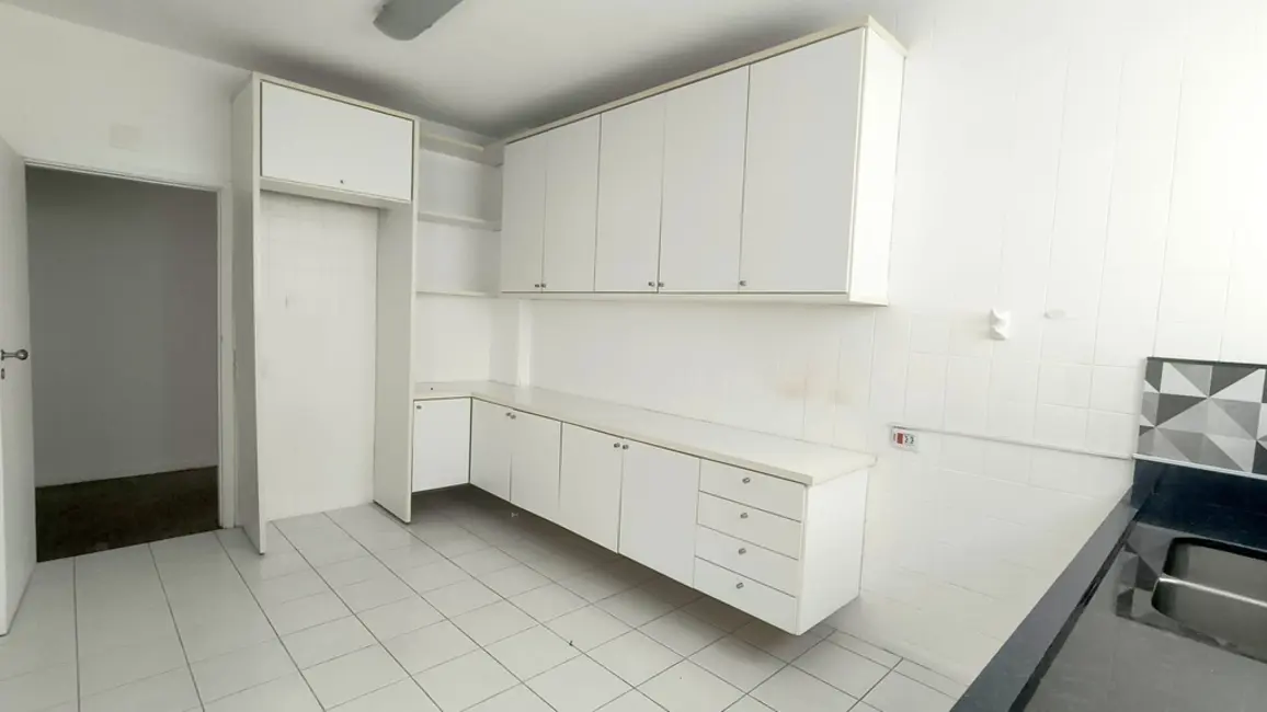 Apartamento com 3 quartos à venda, 175m2 em Cerqueira César, São Paulo - SP - imagem 6 Foto 6 de Apartamento com 3 quartos à venda, 175m2 em Cerqueira César, São Paulo - SP