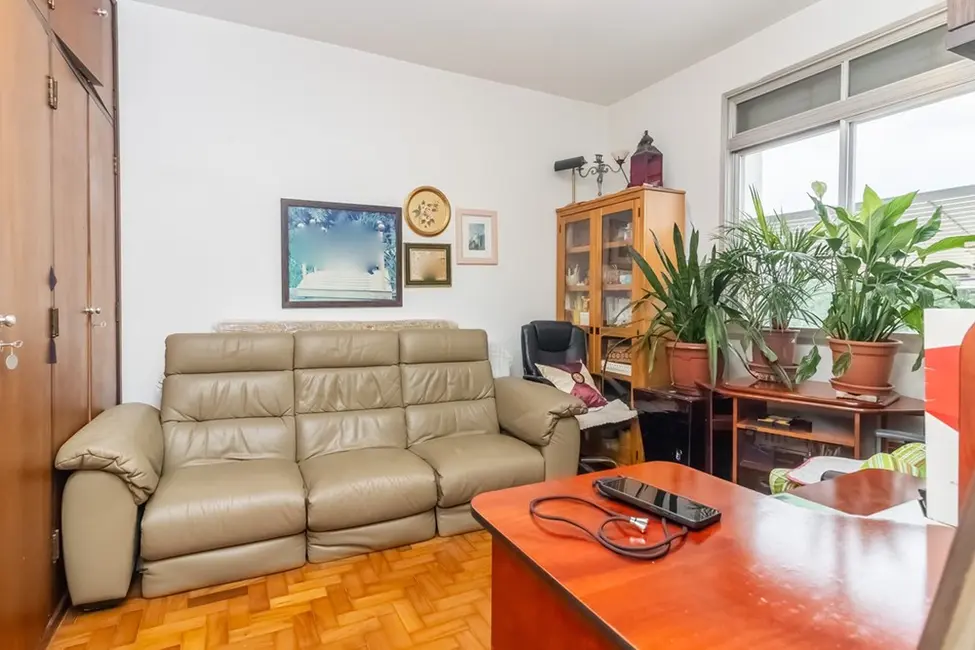 Apartamento com 3 quartos à venda, 180m2 em Itaim Bibi, São Paulo - SP - imagem 2 Foto 2 de Apartamento com 3 quartos à venda, 180m2 em Itaim Bibi, São Paulo - SP