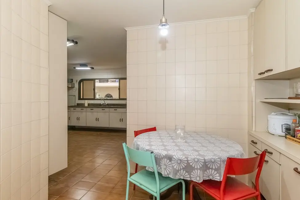 Apartamento com 4 quartos à venda, 210m2 em Moema, São Paulo - SP - imagem 2 Foto 2 de Apartamento com 4 quartos à venda, 210m2 em Moema, São Paulo - SP