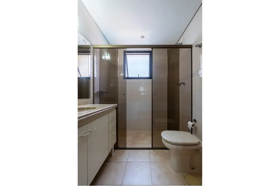 Apartamento com 4 quartos à venda, 178m2 em Moema, São Paulo - SP - imagem 3 Foto 3 de Apartamento com 4 quartos à venda, 178m2 em Moema, São Paulo - SP
